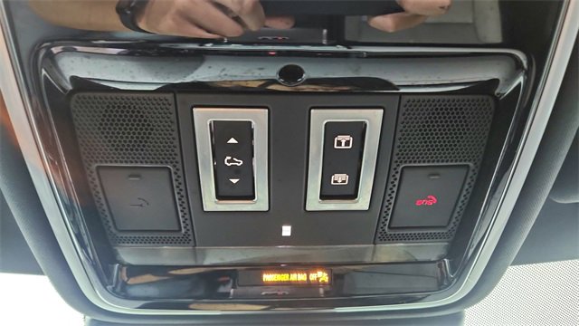 Used 2024 Land Rover Range Rover Velar Dynamic SE image 57