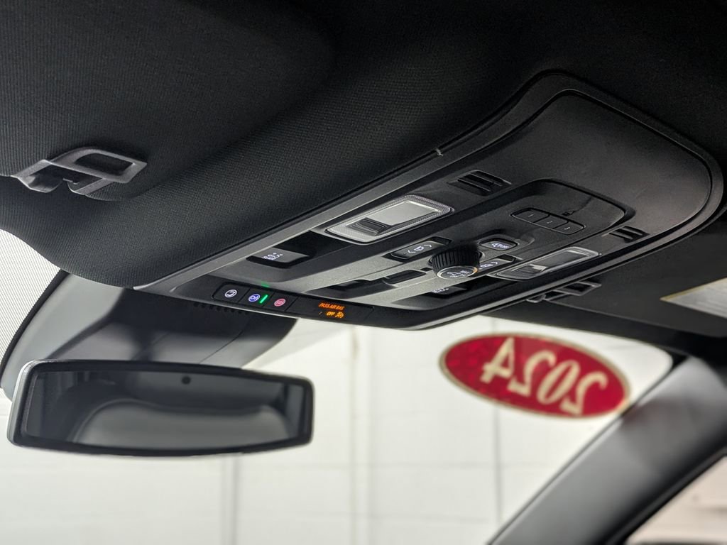Used 2024 GMC Yukon Denali image 39