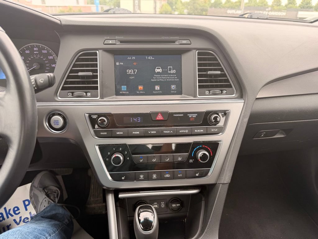 Used 2017 Hyundai Sonata Sport w/ Value Edition Package 02 FWD image 22
