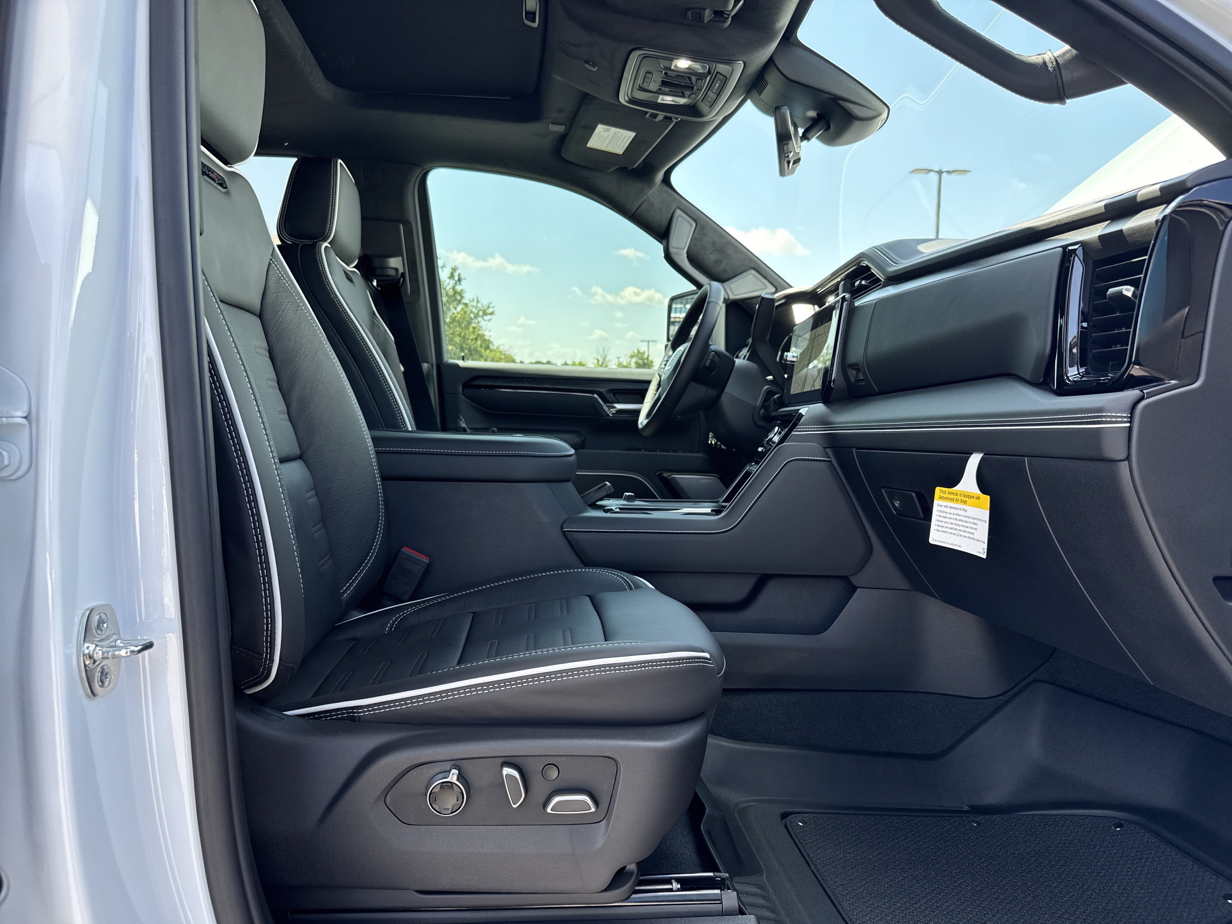 New 2026 GMC Sierra 2500 AT4X AWD/4WD image 30