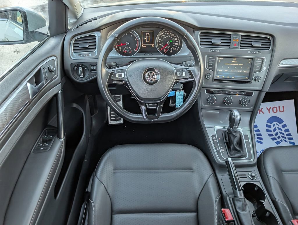 Used 2017 Volkswagen Golf Alltrack SE image 26