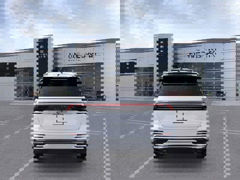 New 2026 Lincoln Nautilus Reserve w/ Jet Appearance Package image 5