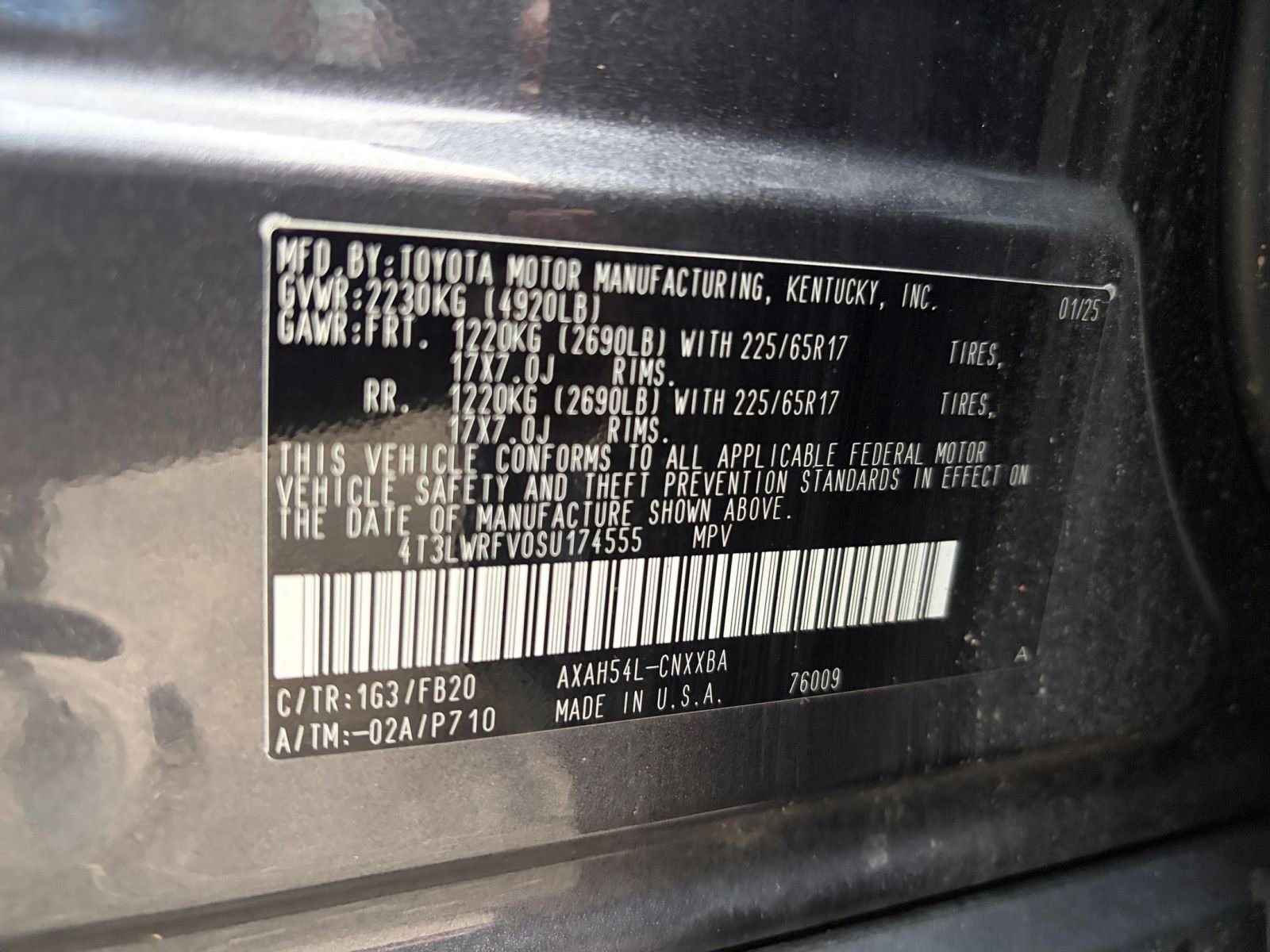 Used 2025 Toyota RAV4 LE AWD/4WD image 28