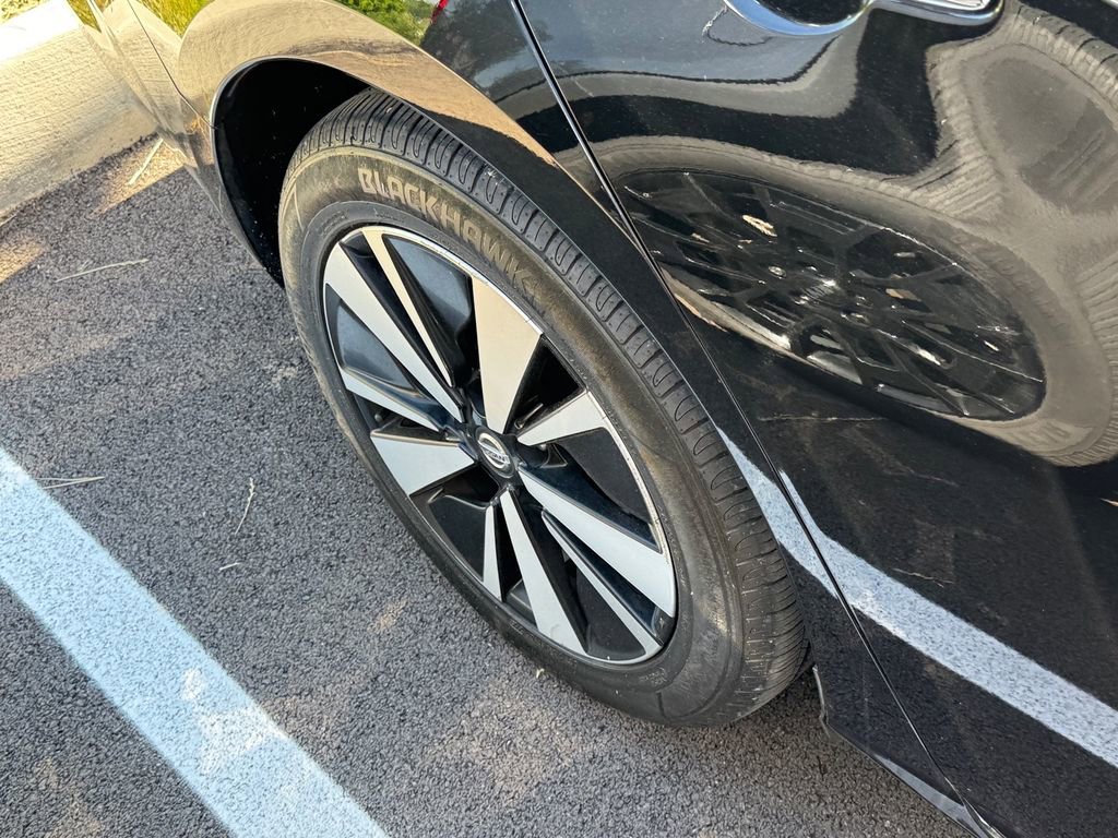 Used 2019 Nissan Altima 2.5 SL FWD image 12