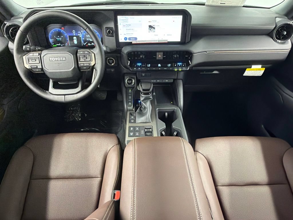 Used 2027 Toyota Land Cruiser AWD/4WD image 38