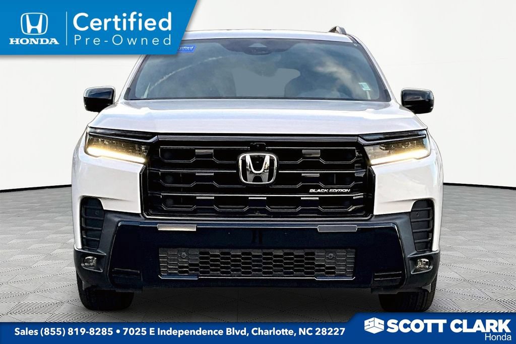 Certified 2026 Honda Pilot Black Edition image 2