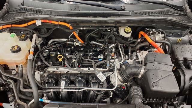 Used 2021 Ford Escape SE image 37