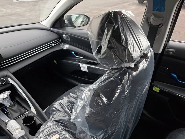 New 2026 Hyundai Elantra SE FWD image 11