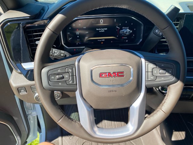 New 2026 GMC Sierra 1500 SLT AWD/4WD image 10