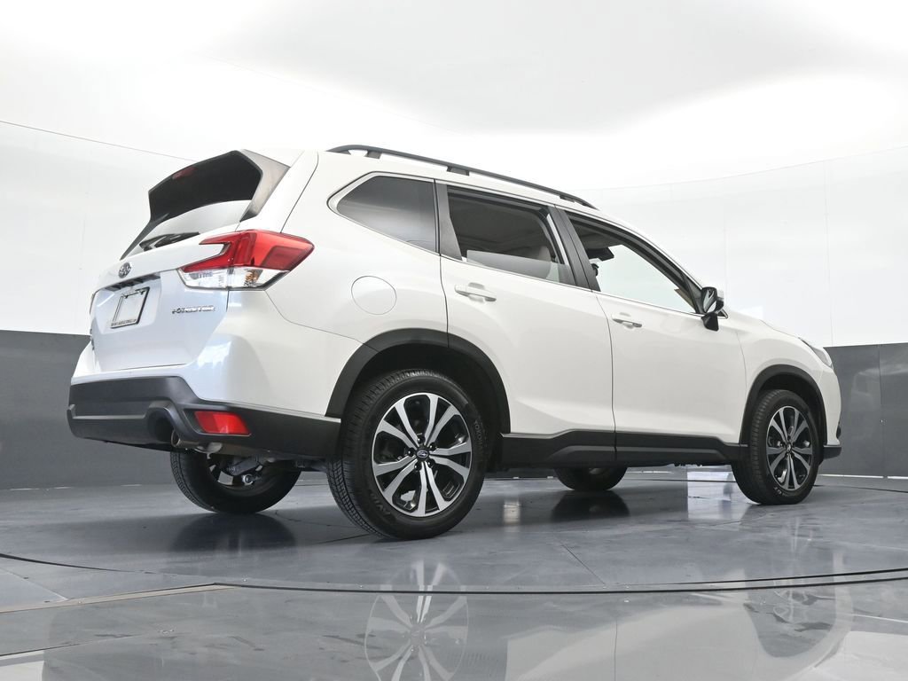 Used 2022 Subaru Forester Limited AWD/4WD image 59