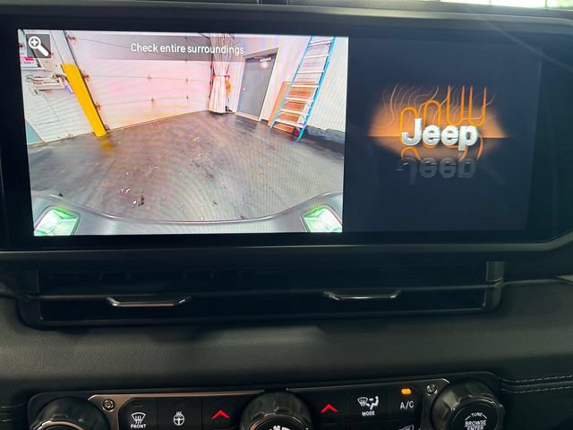 New 2026 Jeep Gladiator Mojave AWD/4WD image 18
