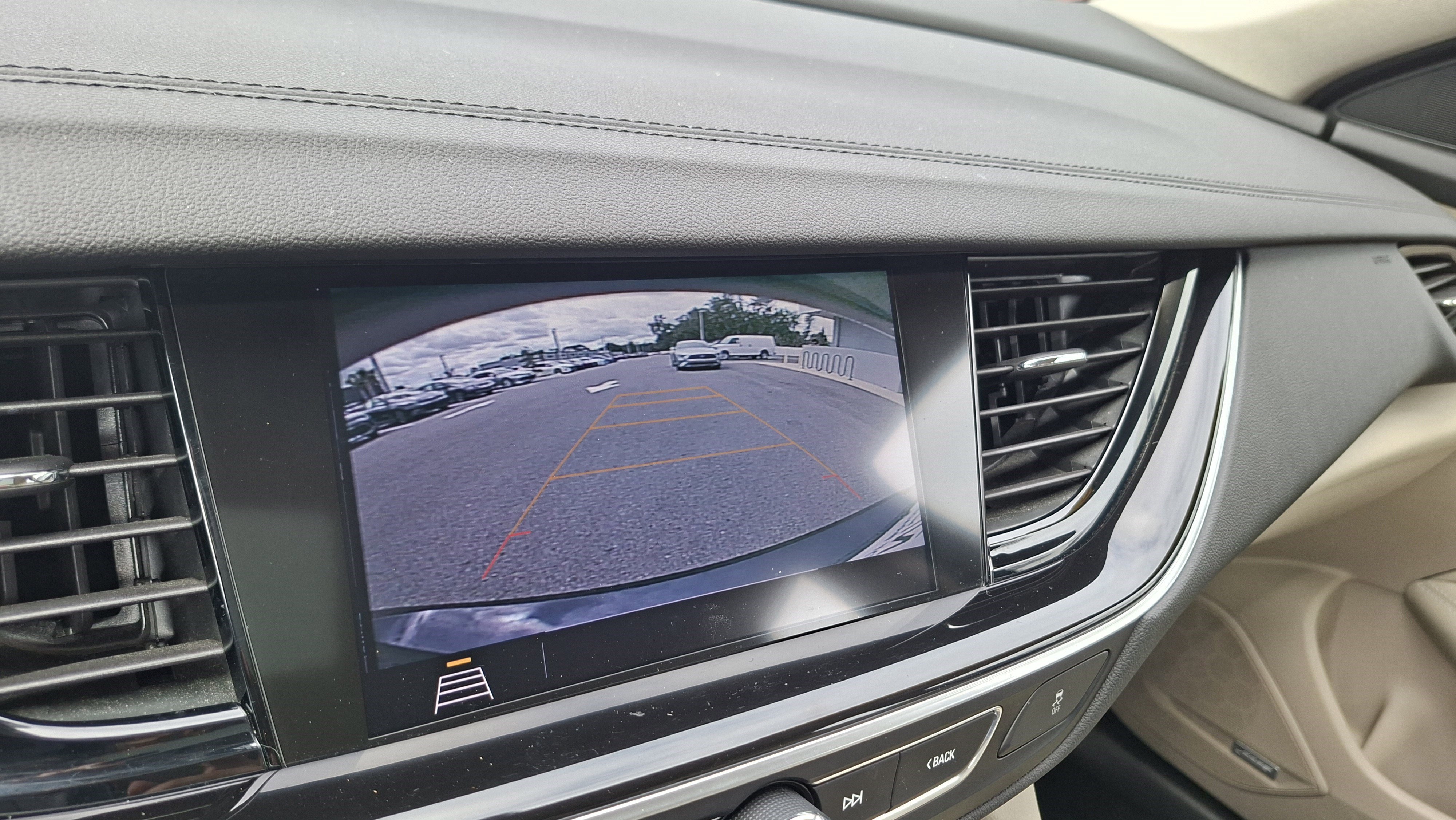 Used 2019 Buick Regal Essence w/ Driver Confidence Package I AWD/4WD image 13