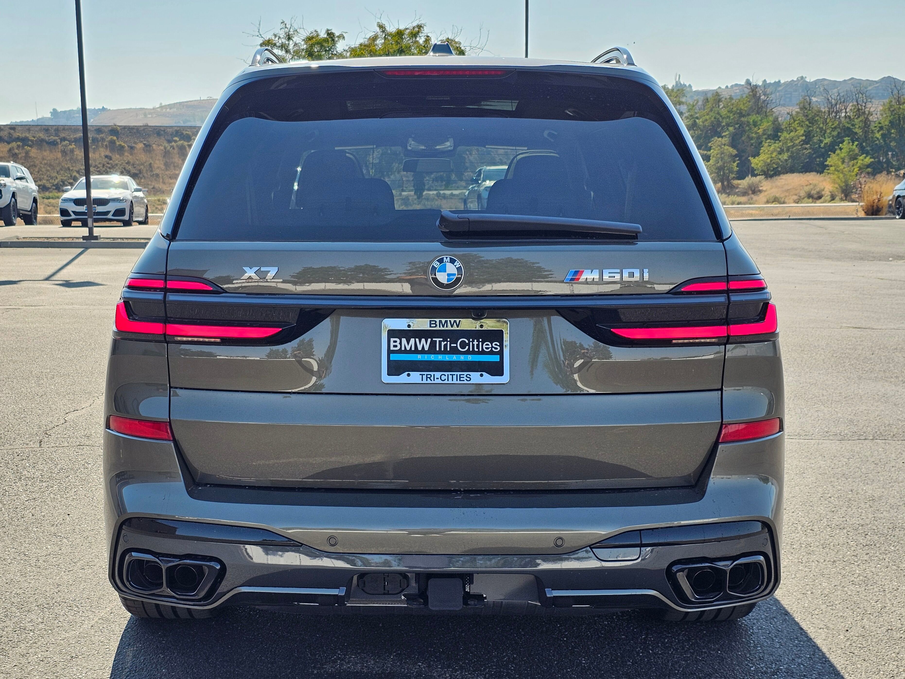 New 2026 BMW X7 M60i image 5