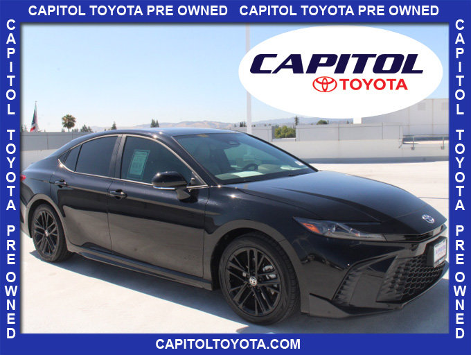 Used 2026 Toyota Camry SE w/ Convenience Package FWD image 1