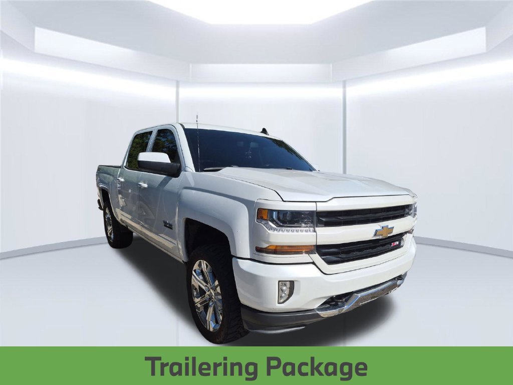 Used 2018 Chevrolet Silverado 1500 LT w/ Texas Edition AWD/4WD image 3