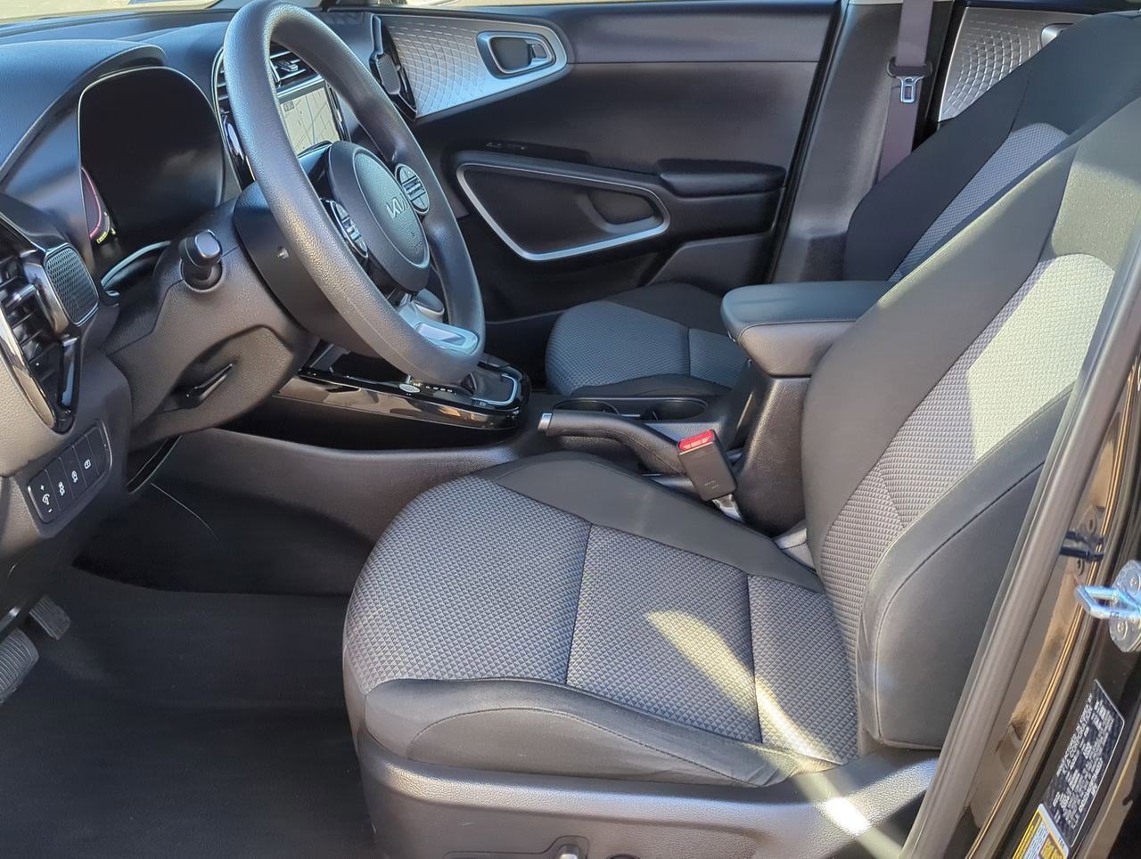 Certified 2023 Kia Soul S image 19