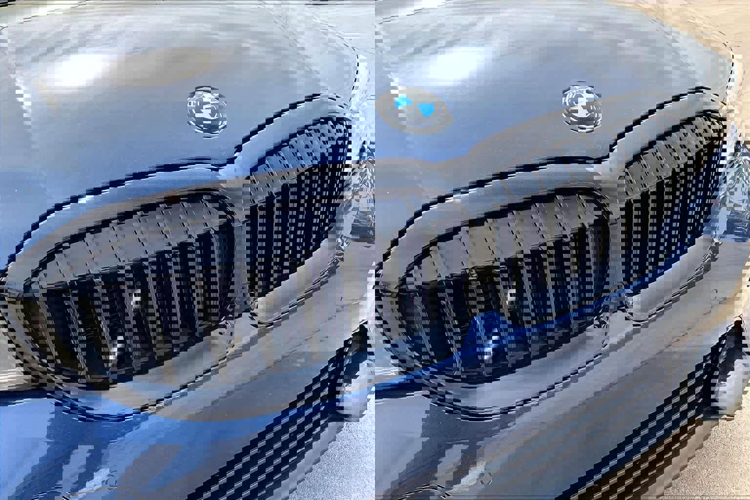 Used 2022 BMW 330i Sedan w/ Driving Assistance Package image 30