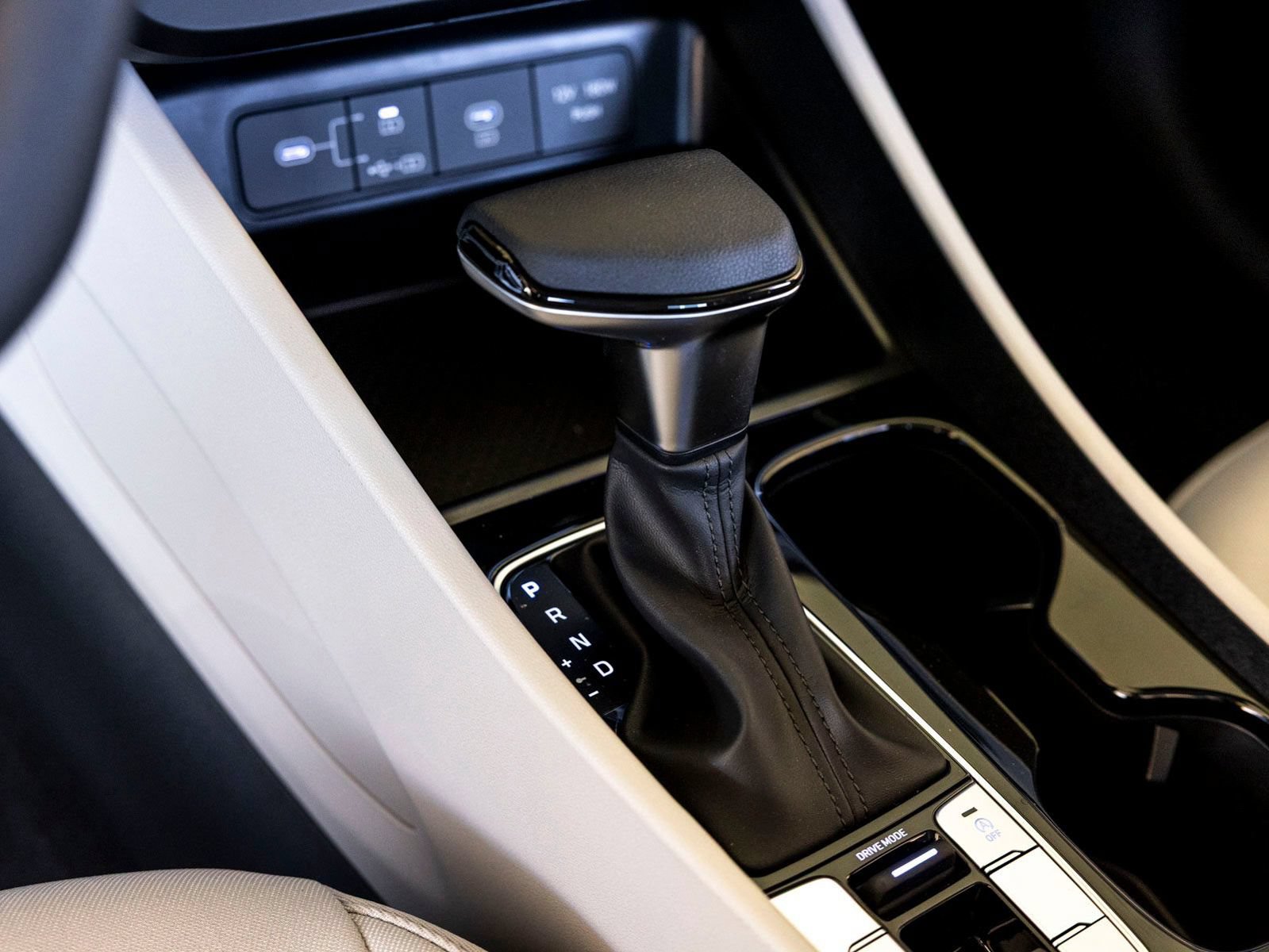 New 2025 Hyundai Tucson SE FWD image 18