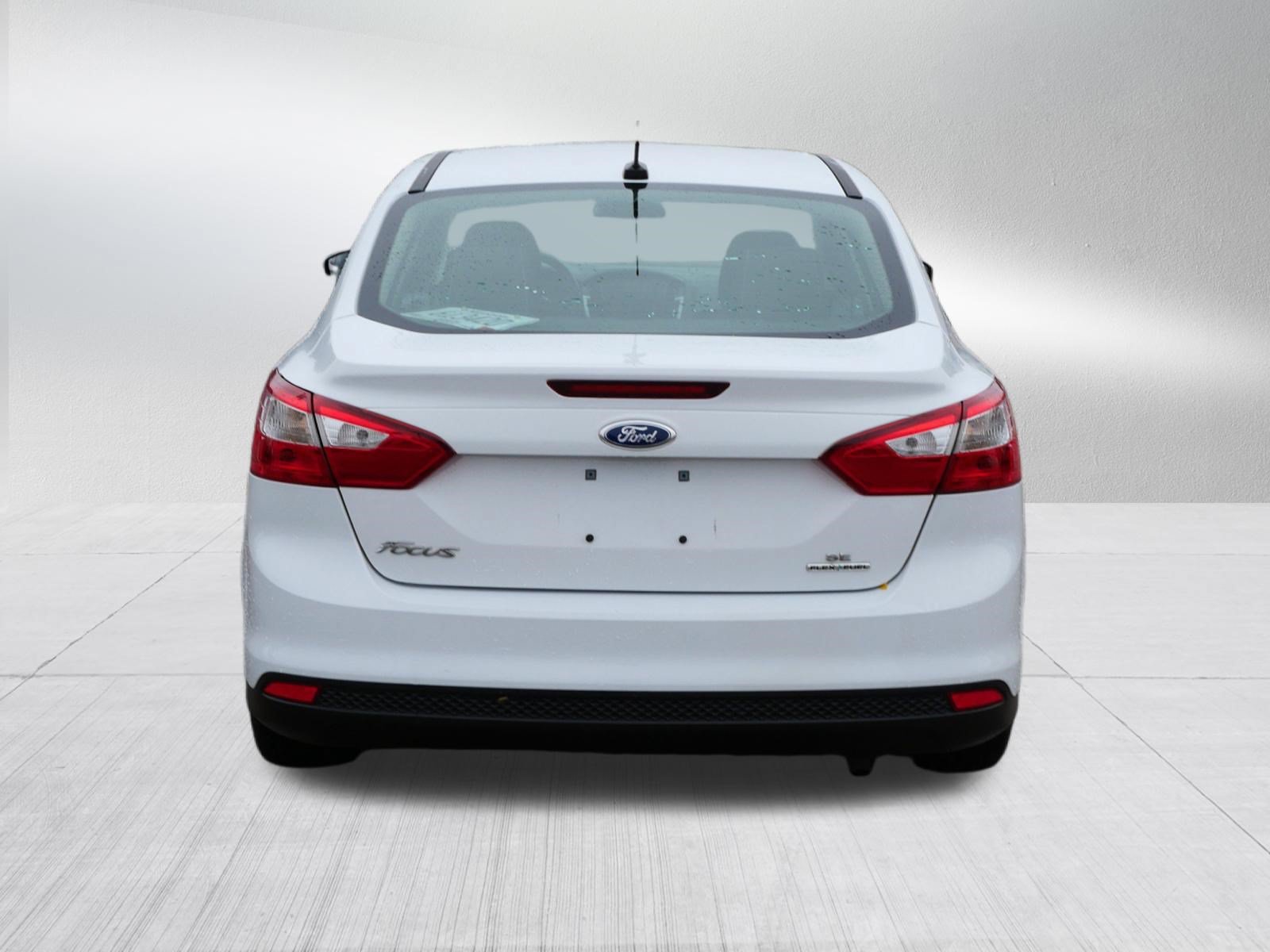Used 2014 Ford Focus SE FWD image 6