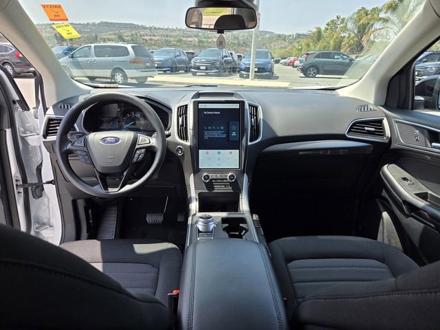 Used 2024 Ford Edge SE w/ Black Appearance Package image 18