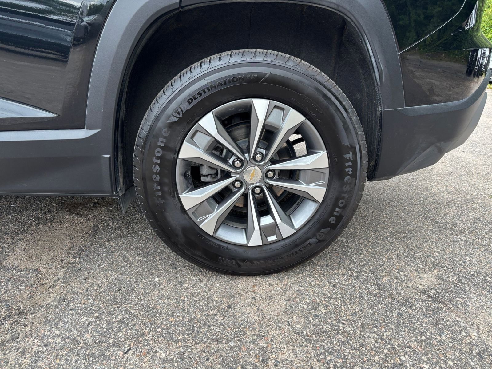 Used 2025 Chevrolet Equinox LT FWD image 29