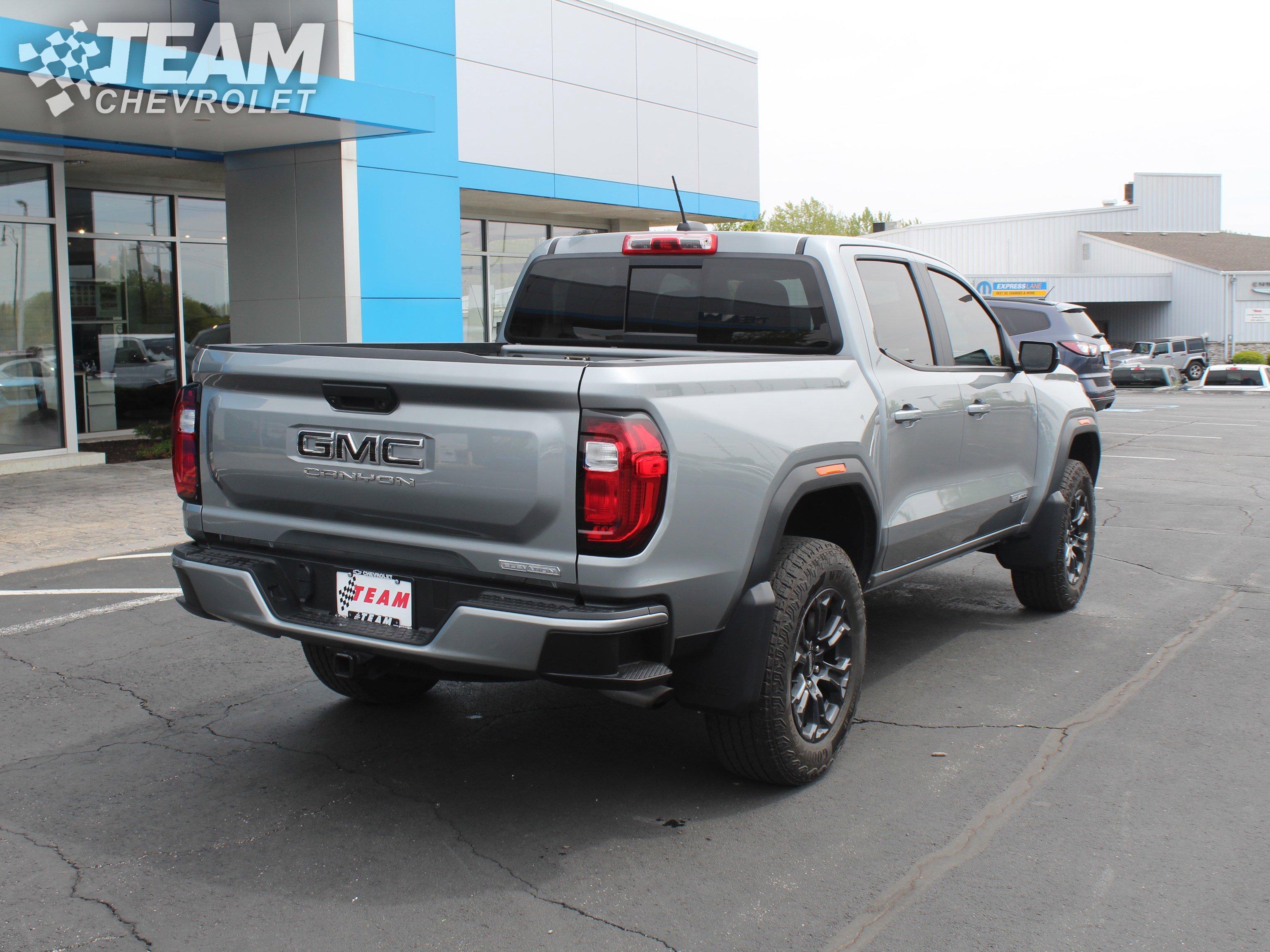 Used 2024 GMC Canyon Elevation w/ Convenience Package RWD image 5