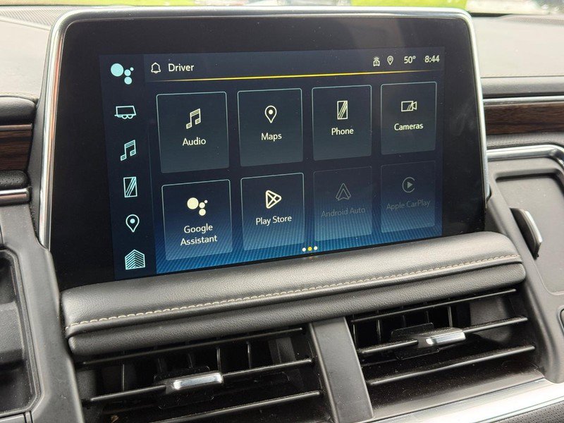 Used 2023 Chevrolet Suburban Premier AWD/4WD image 19