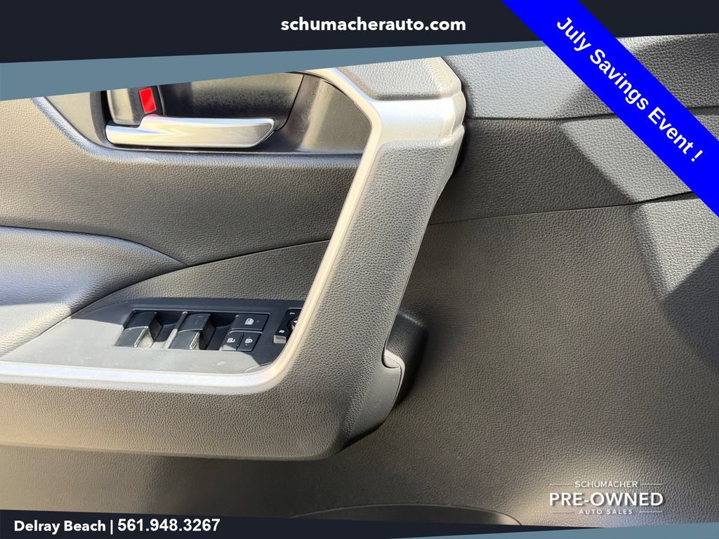 Used 2019 Toyota RAV4 XLE FWD image 27