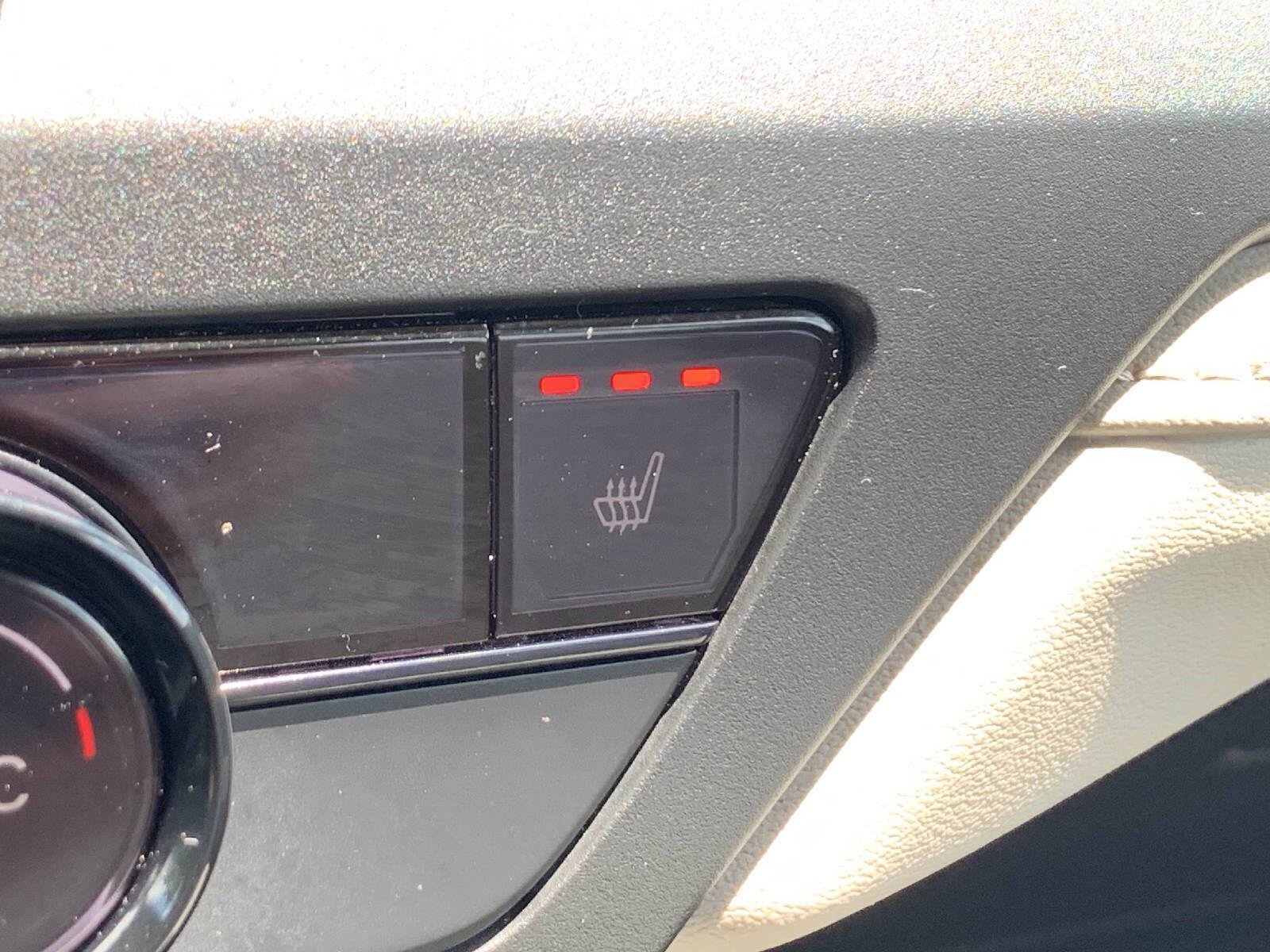 Certified 2023 Honda Accord EX image 23