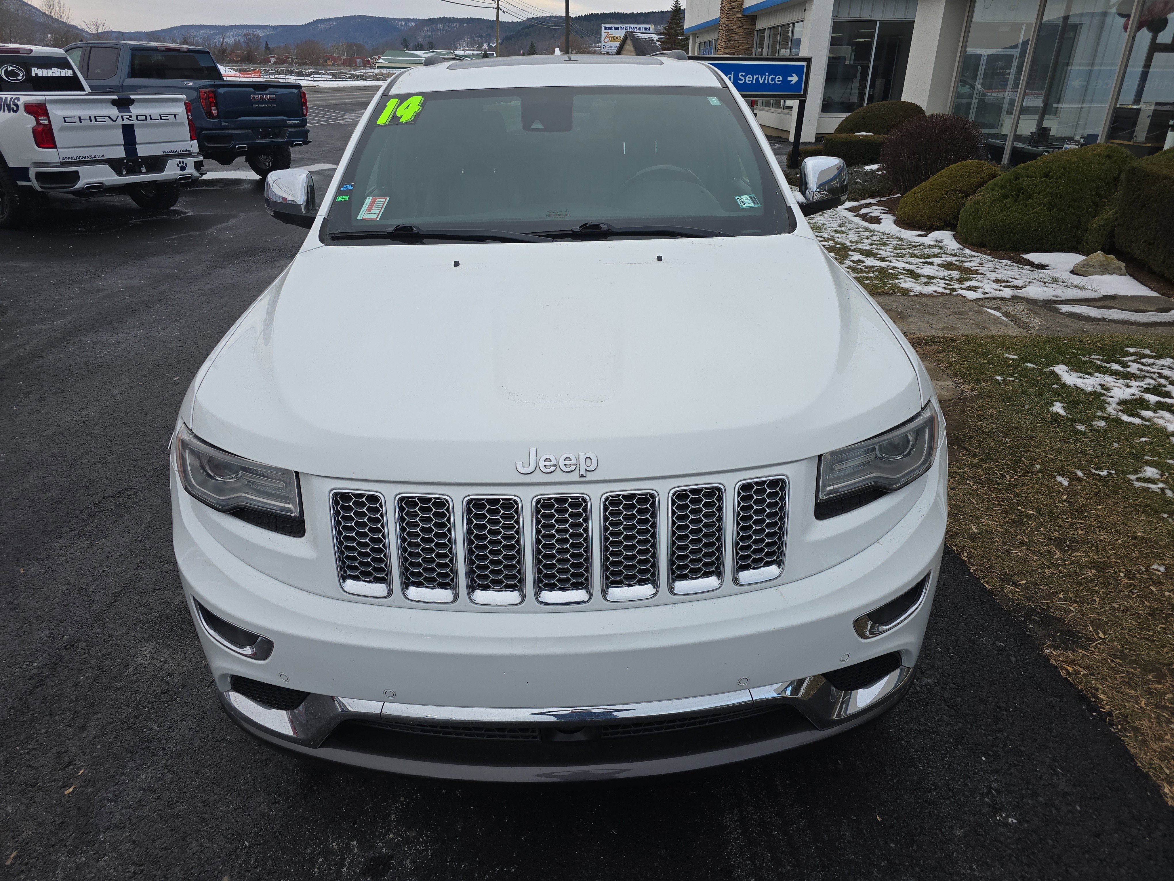 Used 2014 Jeep Grand Cherokee Summit image 9