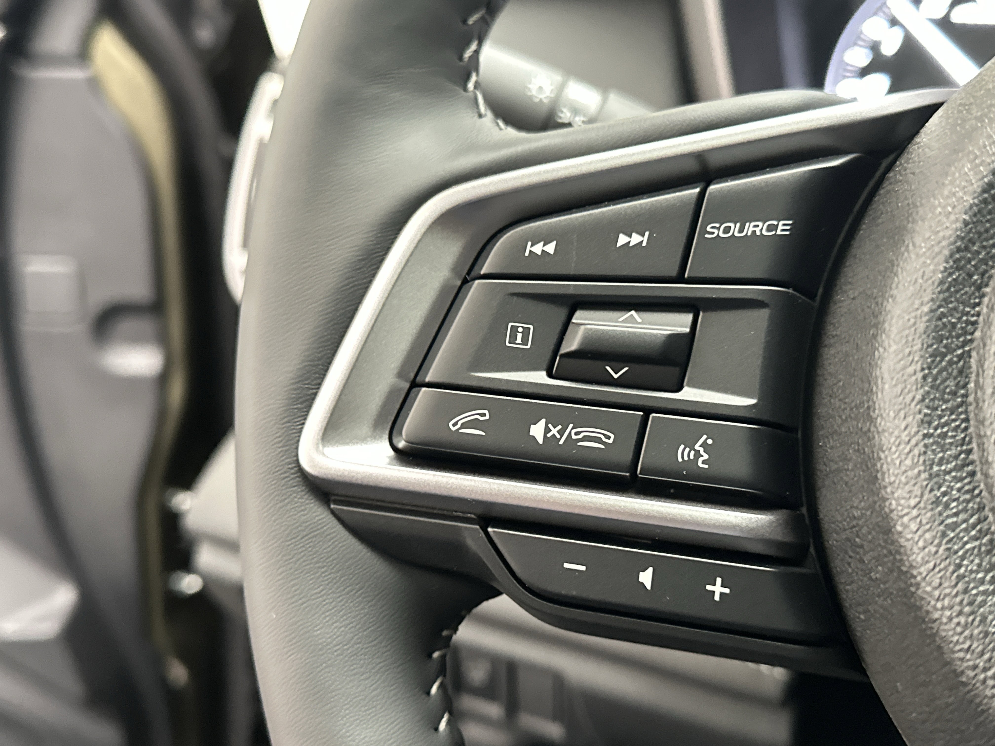 New 2025 Subaru Outback Touring image 30