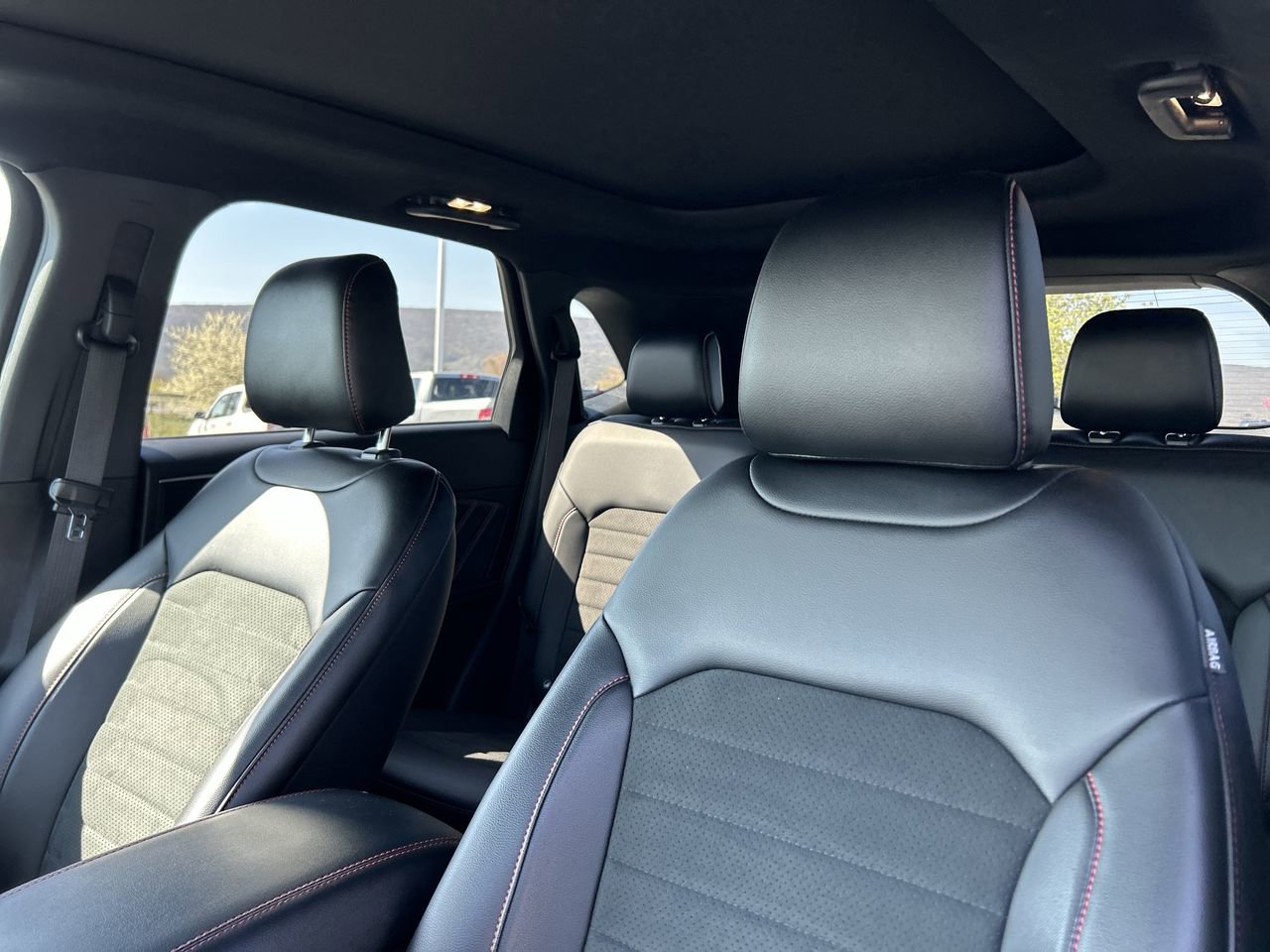 Used 2021 Ford Edge ST-Line AWD/4WD image 21