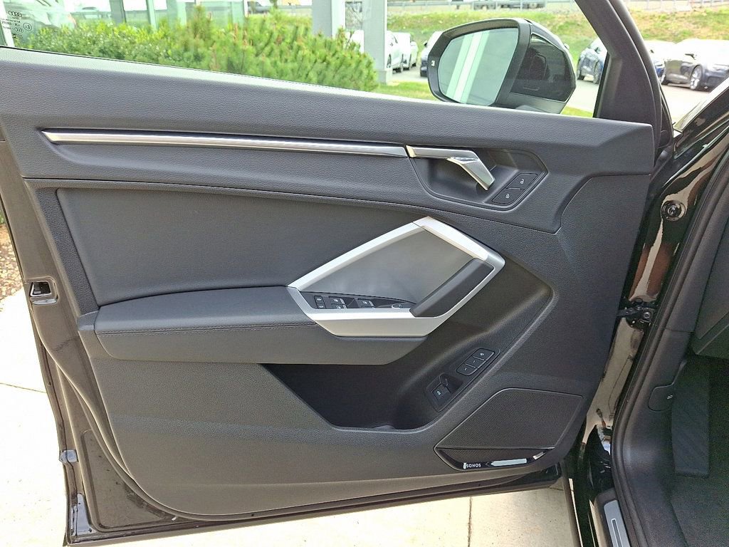 Certified 2024 Audi Q3 2.0T Premium Plus image 13