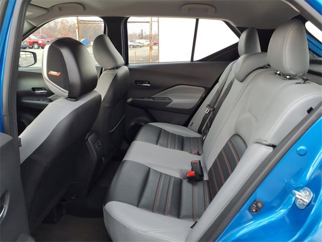 Used 2021 Nissan Kicks SR w/ SR Premium Package image 9