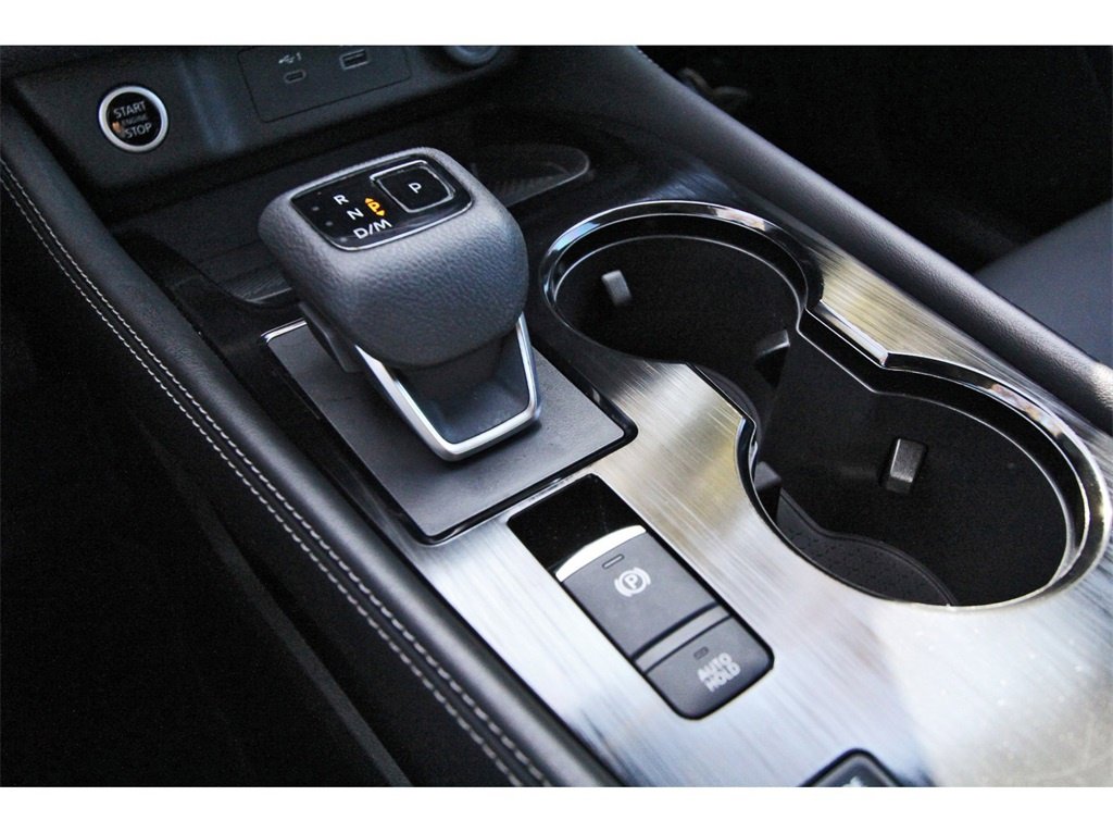 Used 2023 Nissan Rogue SL w/ SL Premium Package image 24