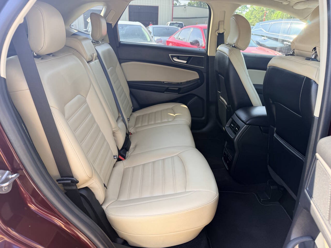 Used 2019 Ford Edge SEL w/ Equipment Group 201A AWD/4WD image 18