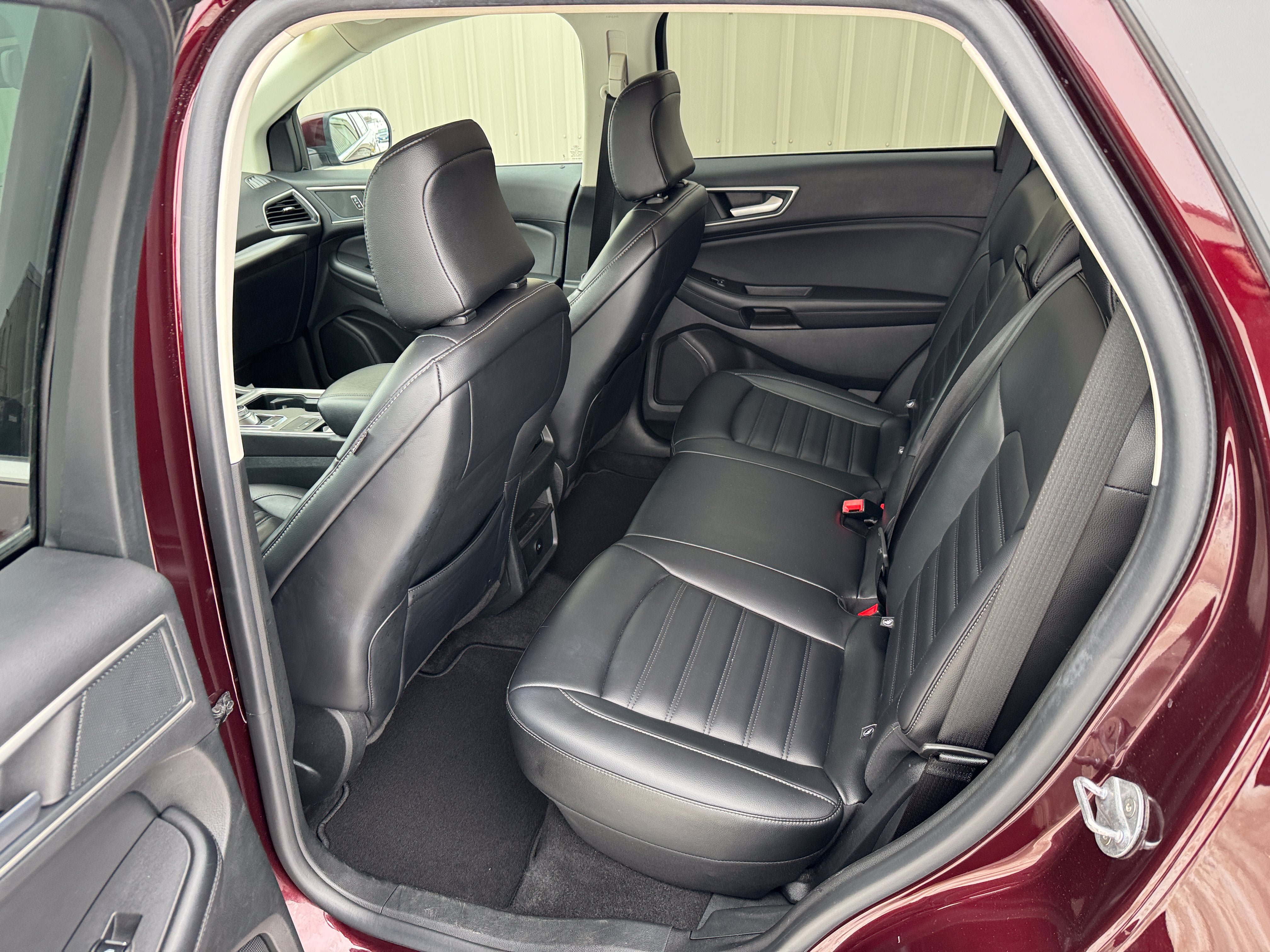 Used 2024 Ford Edge SEL AWD/4WD image 27