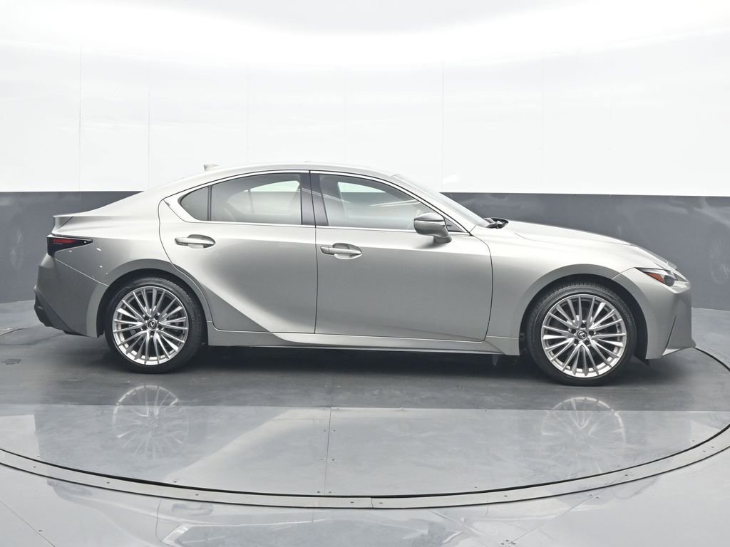 Used 2023 Lexus IS 300 AWD w/ Premium Package image 7