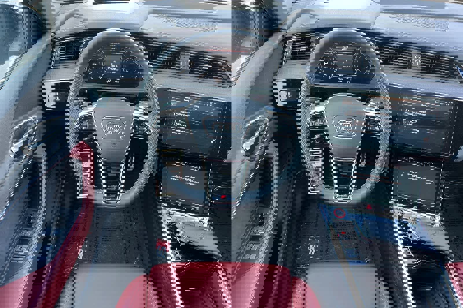 Used 2024 Audi Q8 e-tron Prestige w/ Prestige Package image 14