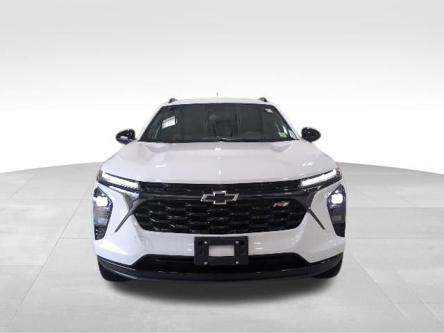 Used 2024 Chevrolet Trax RS w/ Sunroof Package image 4