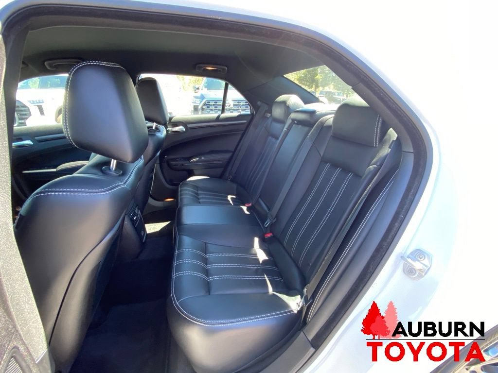 Used 2015 Chrysler 300 S RWD image 21