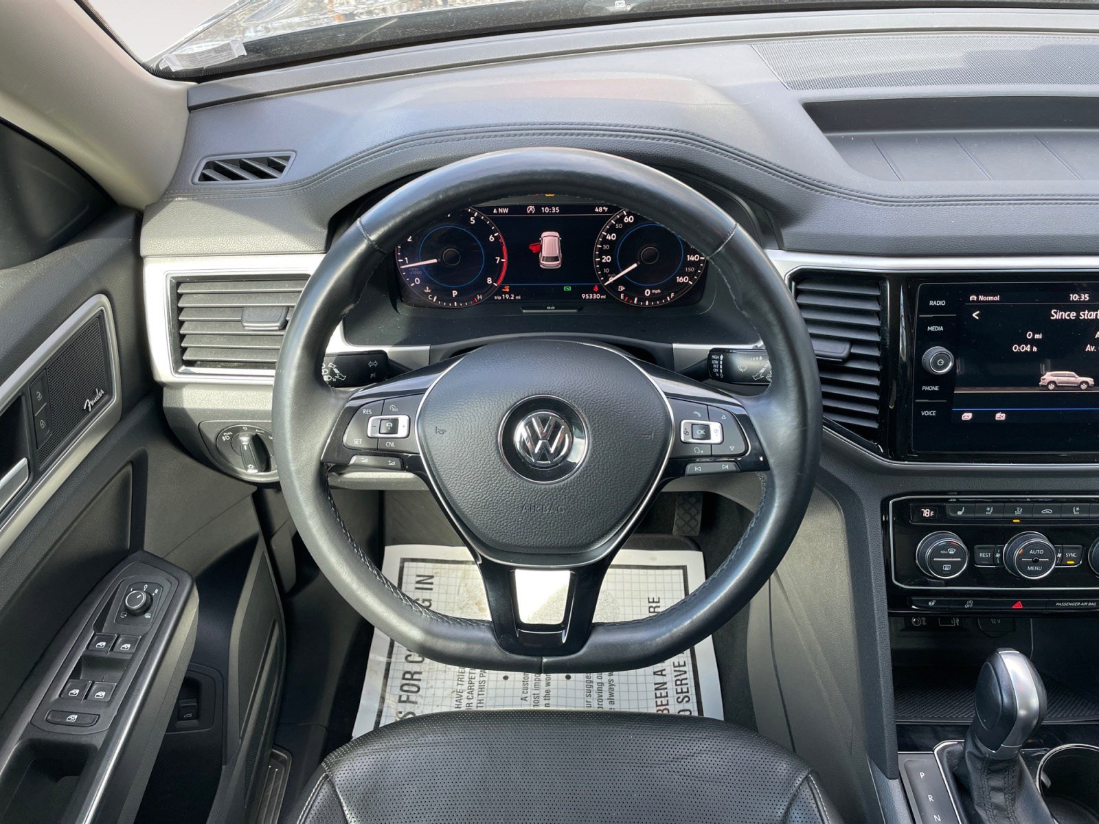 Used 2018 Volkswagen Atlas SEL Premium image 12