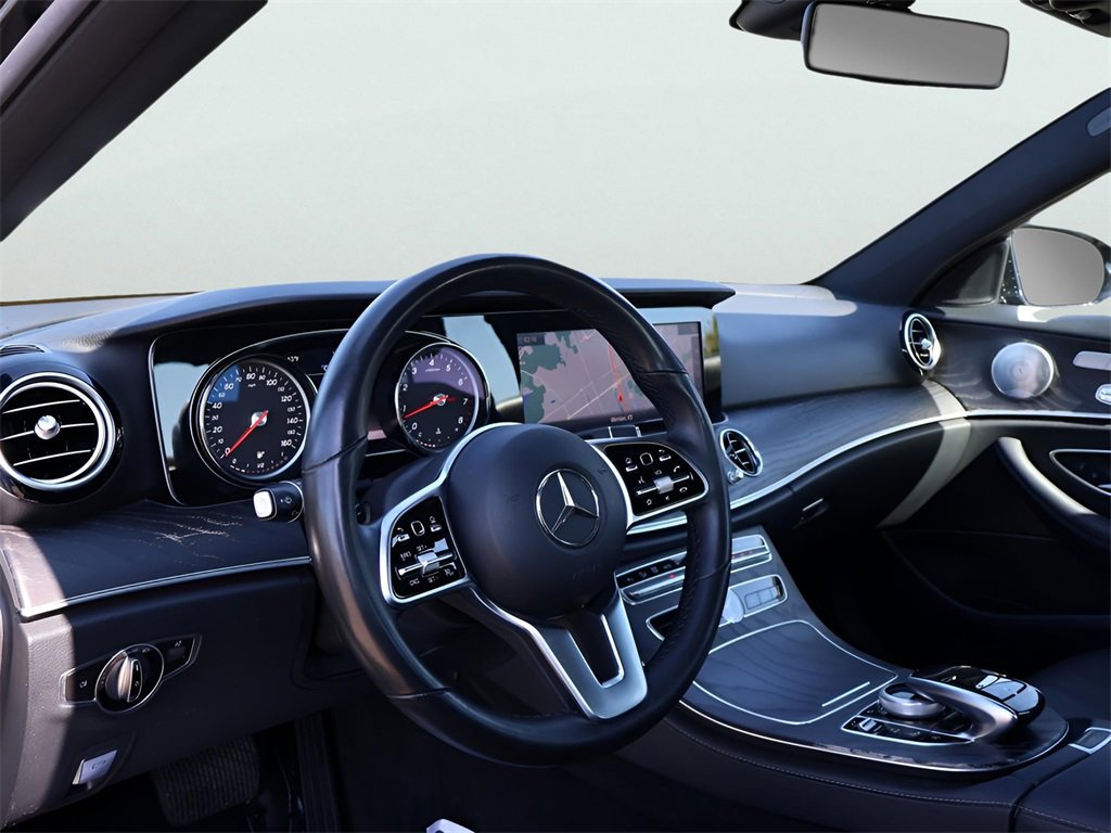 Used 2019 Mercedes-Benz E 300 4MATIC image 19