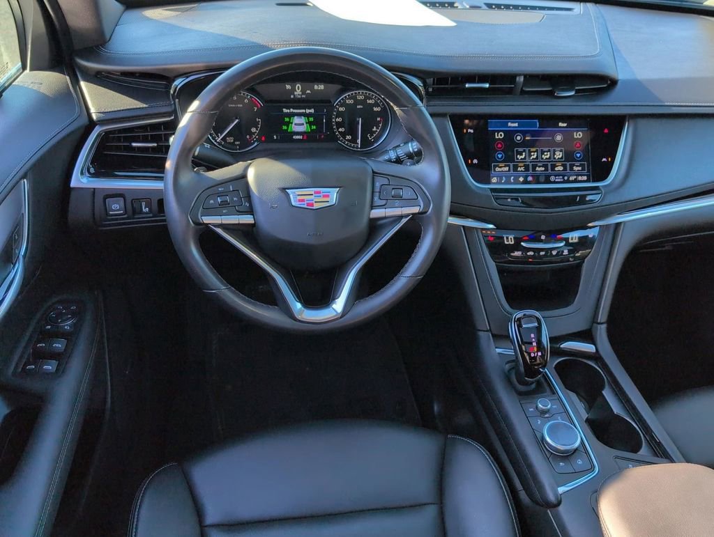 Certified 2023 Cadillac XT6 Luxury image 30