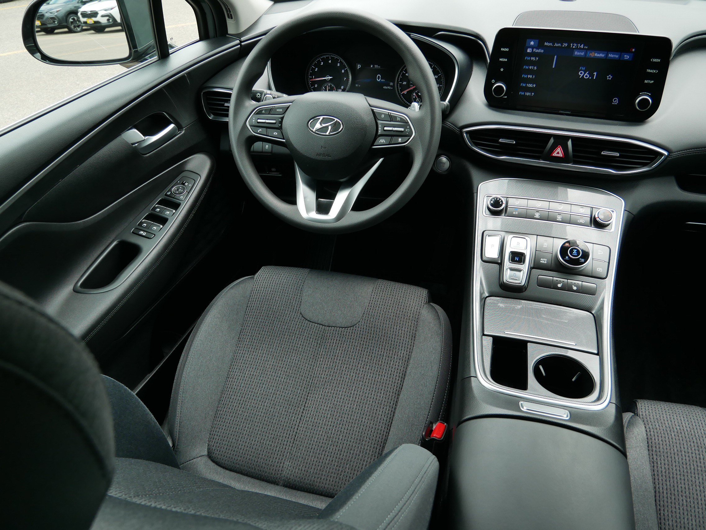 Used 2022 Hyundai Santa Fe SEL w/ Winter Weather Package AWD/4WD image 9