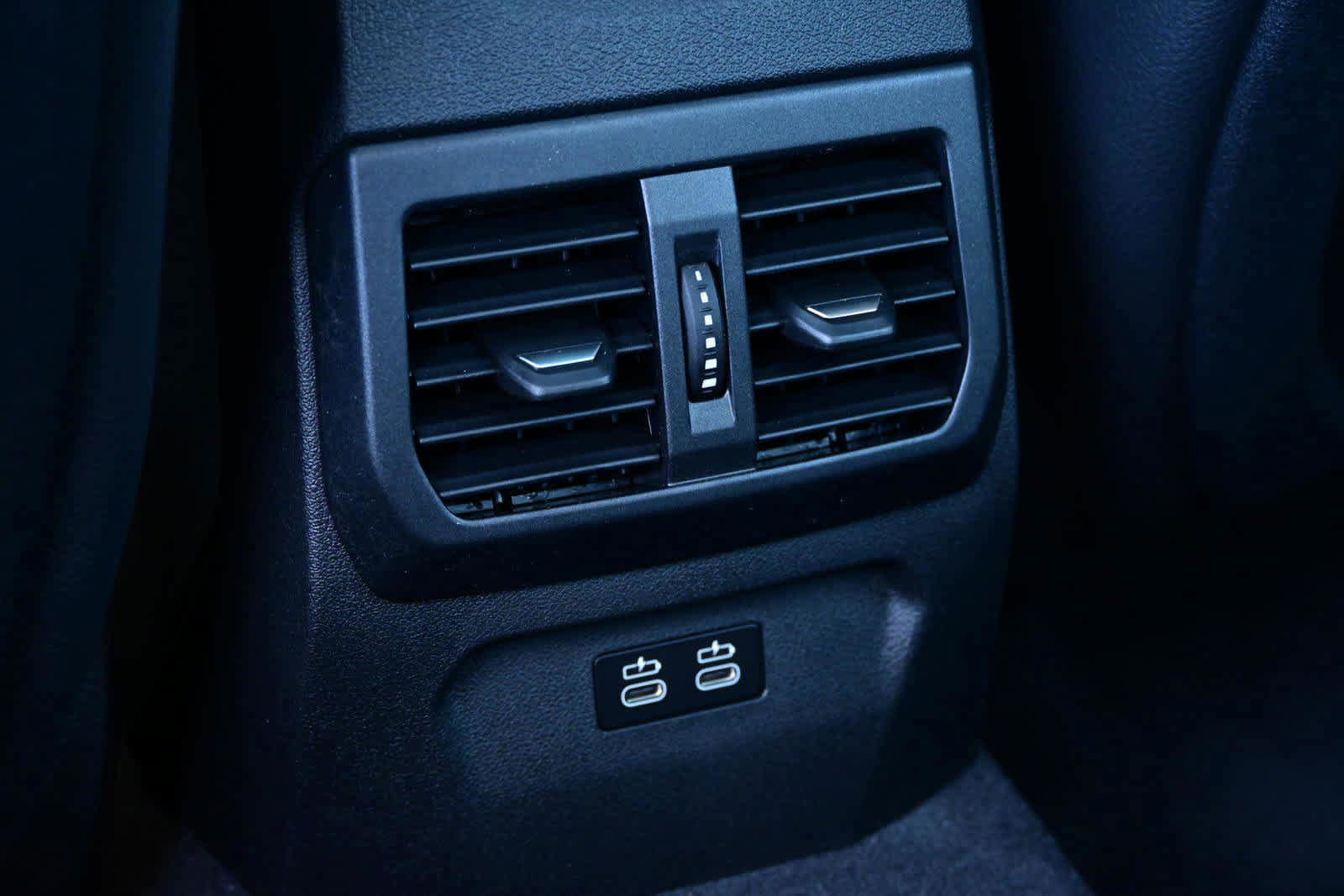 Used 2024 BMW 228i Gran Coupe w/ Premium Package image 9