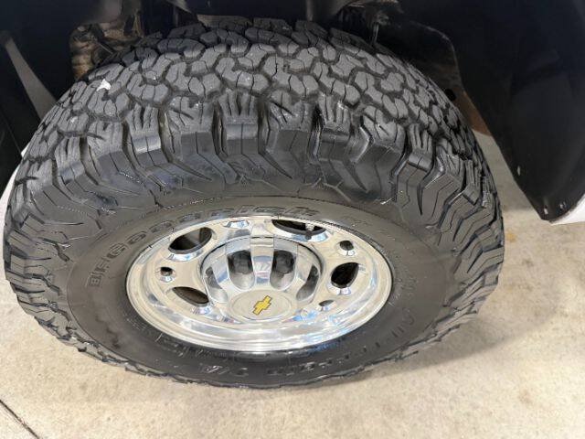 Used 2010 Chevrolet Silverado 2500 LT AWD/4WD image 14