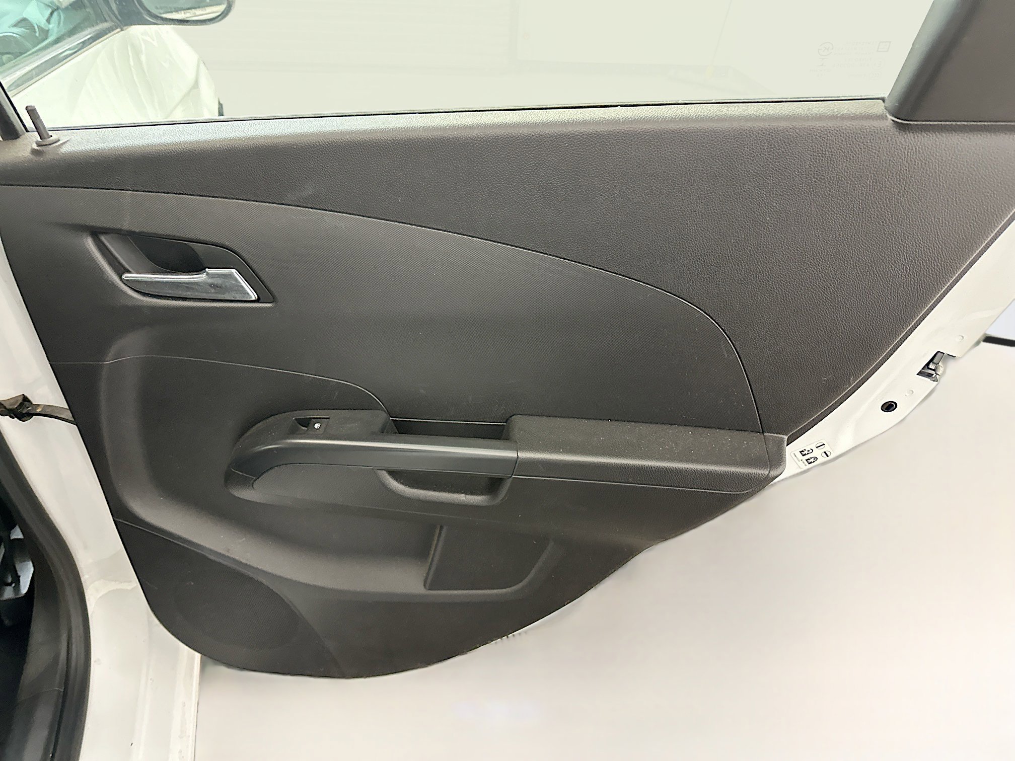 Used 2015 Chevrolet Sonic LTZ image 30