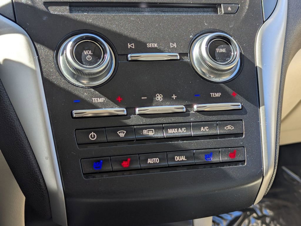 Used 2016 Lincoln MKC Reserve image 21