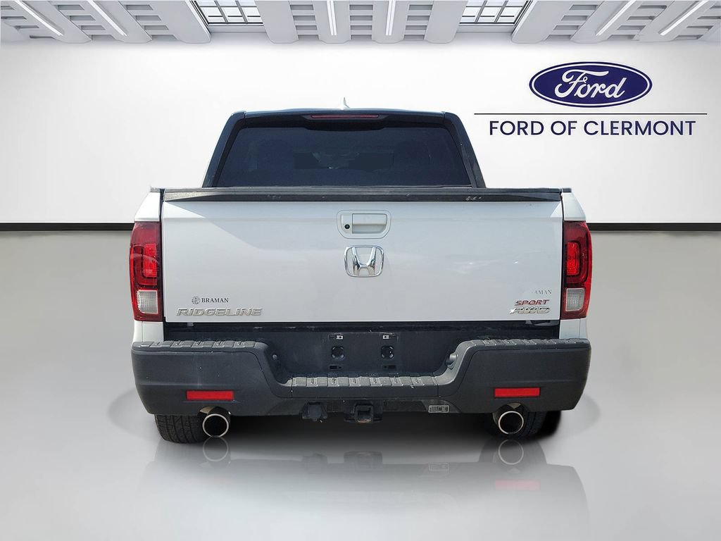 Used 2023 Honda Ridgeline Sport image 4